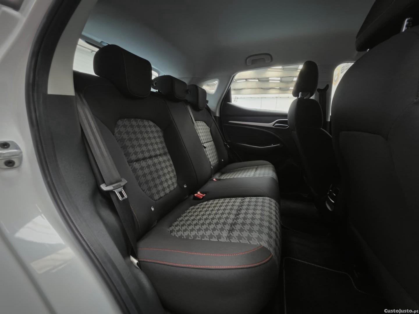 MG ZS EV 50.3 kWh Comfort — fotografia 5
