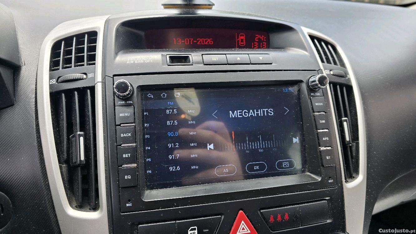 Kia Ceed eco dynamics — fotografia 4