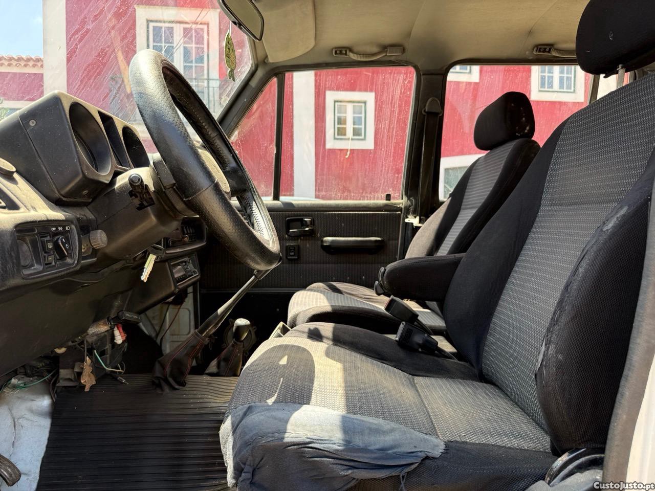 Isuzu Trooper Longo — fotografia 19