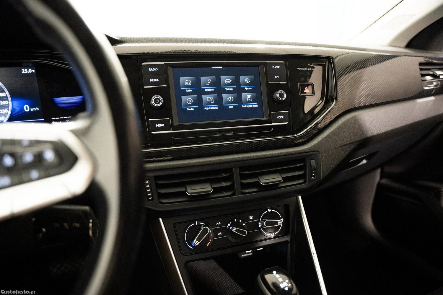Volkswagen Taigo 1.0 TSI Life DSG — fotografia 13