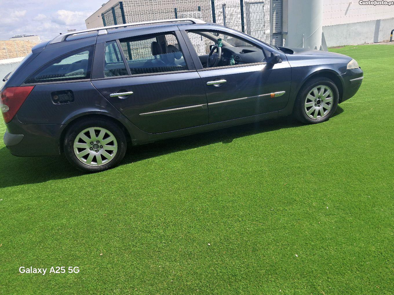 Renault Laguna privilege — fotografia 10