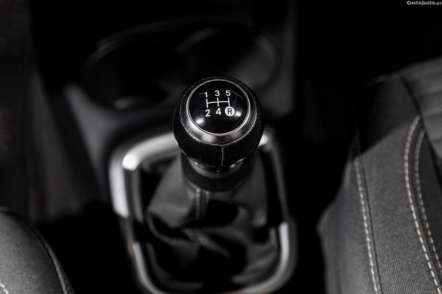 Toyota Yaris 1.0 VVT-i Comfort — fotografia 7