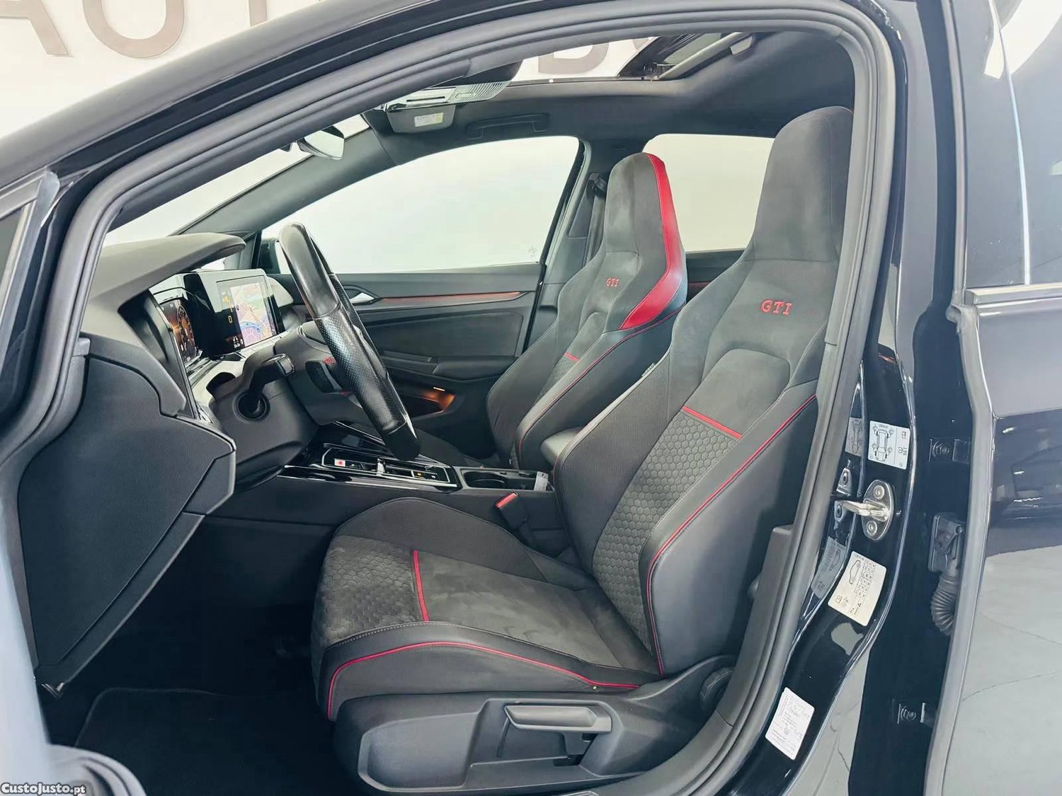 VW Golf 2.0 TSI GTI — photo 5