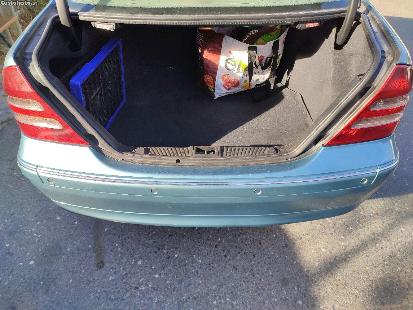 Mercedes-Benz C 270 2 — photo 4