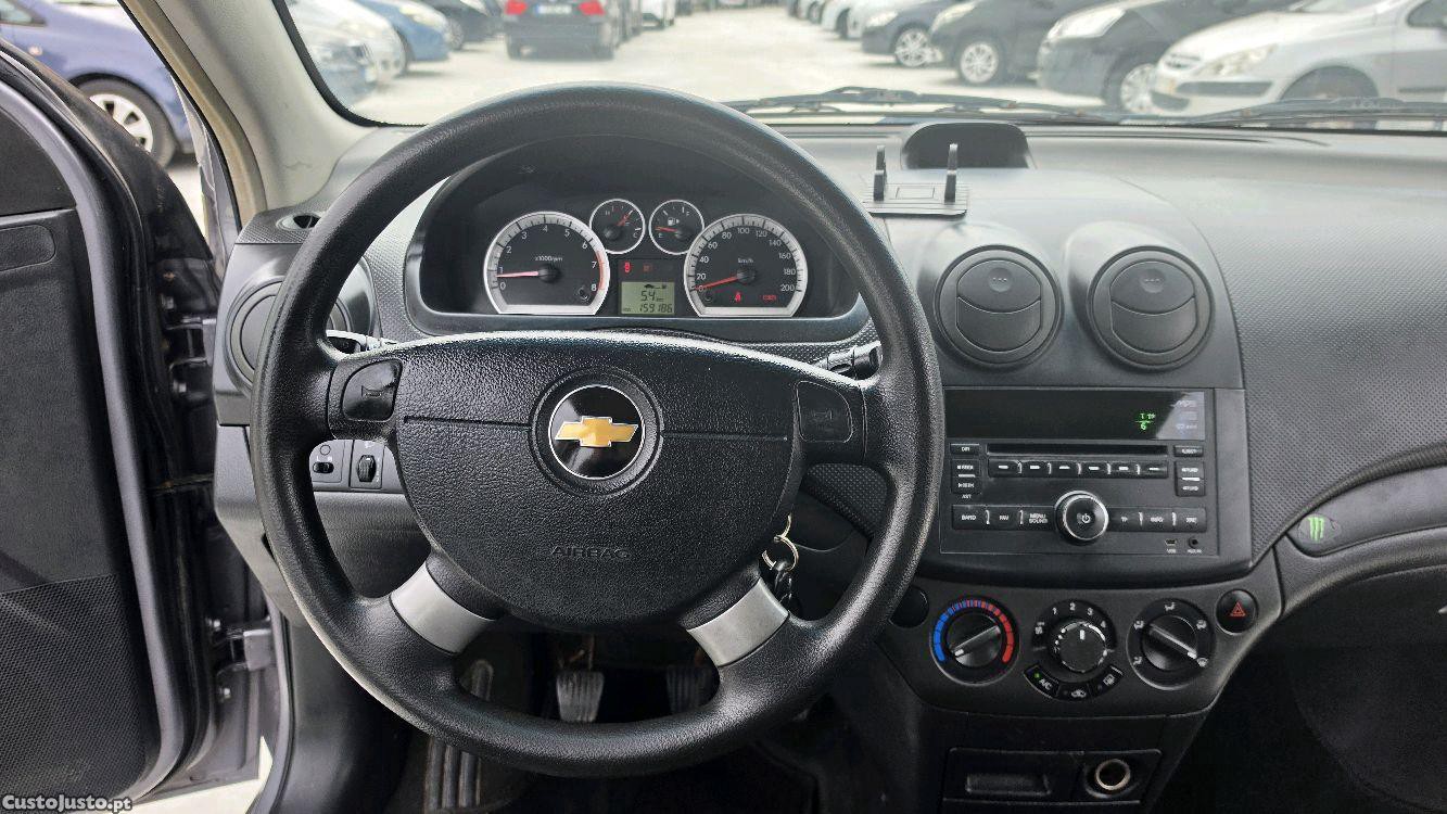 Chevrolet Aveo 1.2 — fotografia 4
