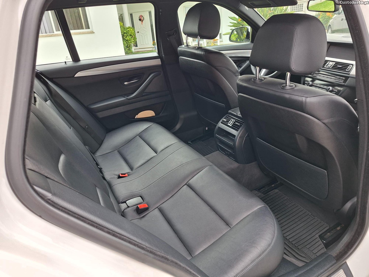 BMW 520 Touring Pack M — fotografia 5