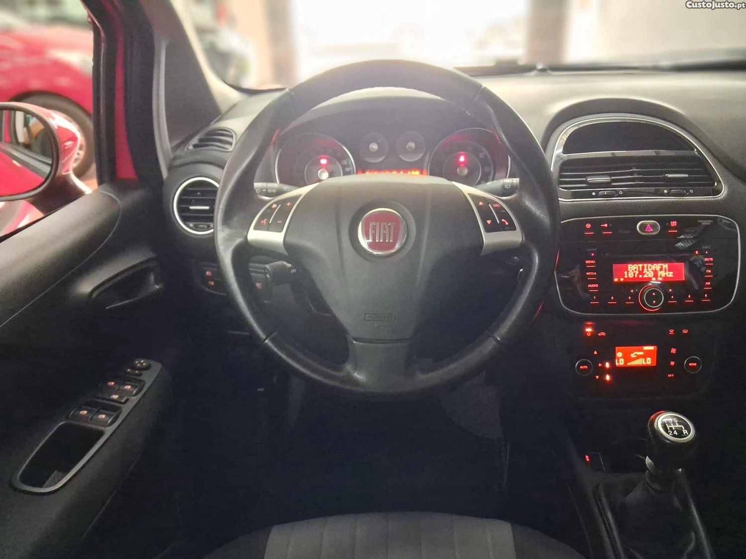 Fiat Punto 1.2 Lounge S&S — fotografia 5