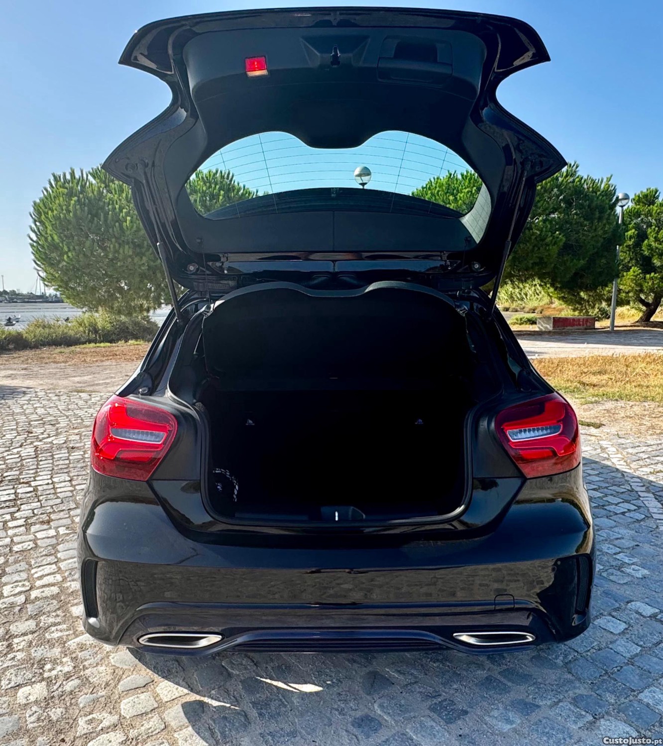 Mercedes-Benz A 180 180 D — fotografia 11