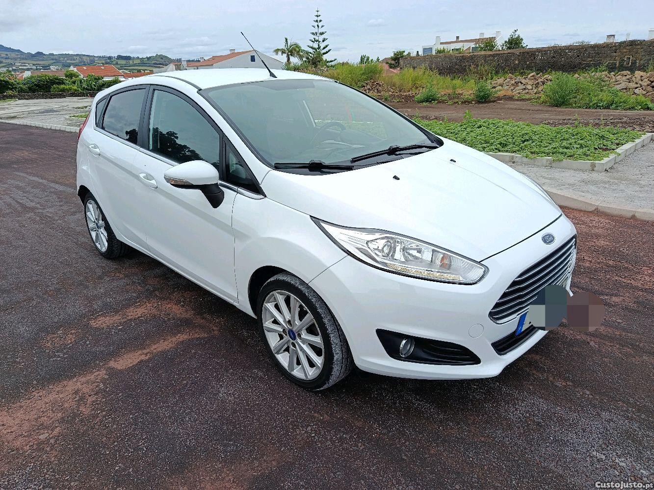 Ford Fiesta 1.5 diesel — photo 3
