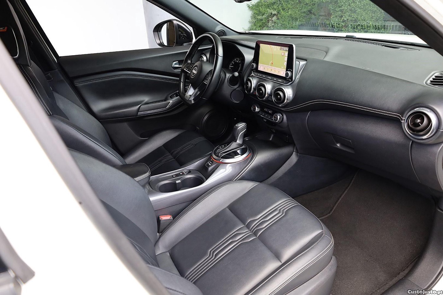 Nissan Juke 1.0 DIG-T Tekna DCT — fotografia 4