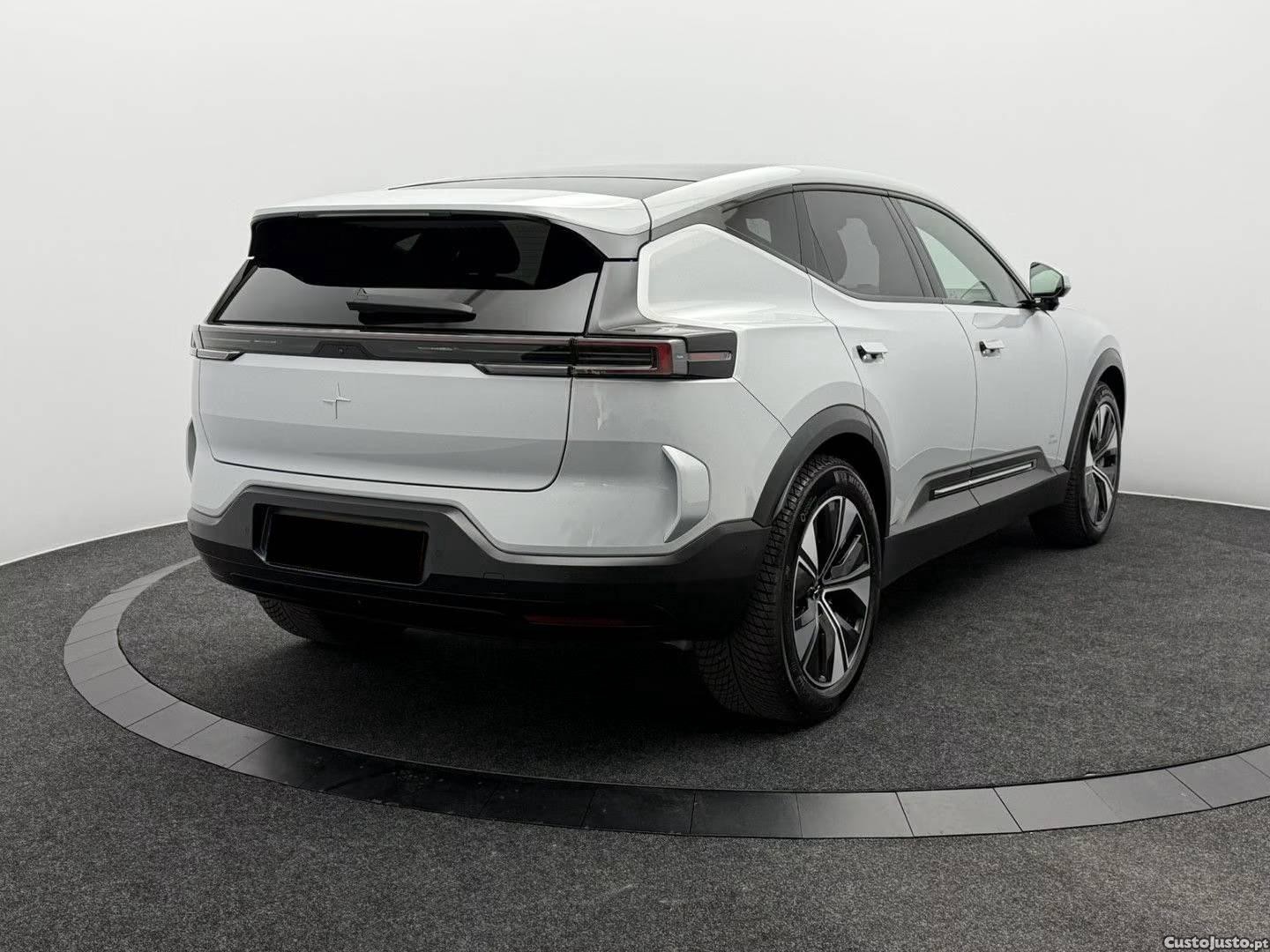Polestar 3 Long Range 111 kWh Single Motor — photo 5