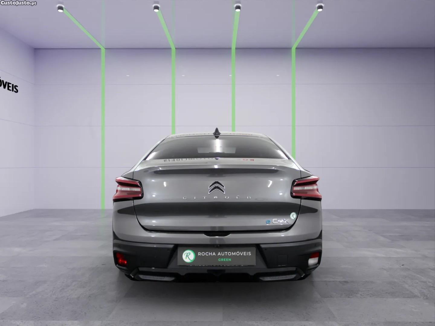 Citroën e-C4 X 50 kWh Shine — photo 4