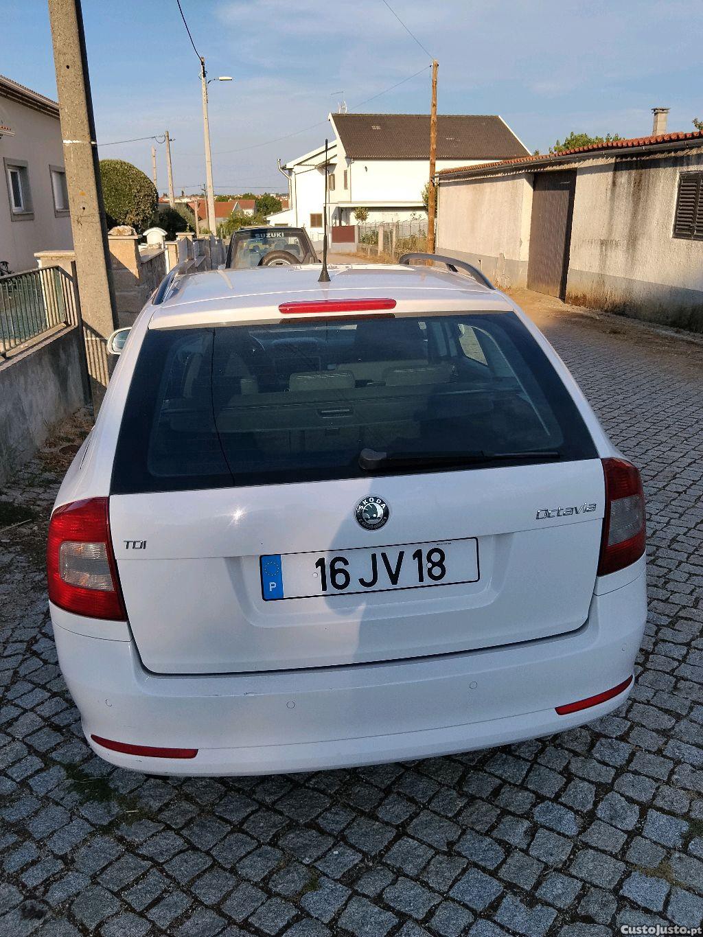 Skoda Octavia 1.6 D - 10 — photo 3