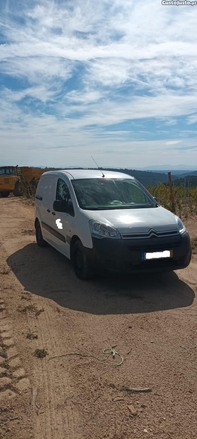 Citroën Berlingo 7 — photo 2