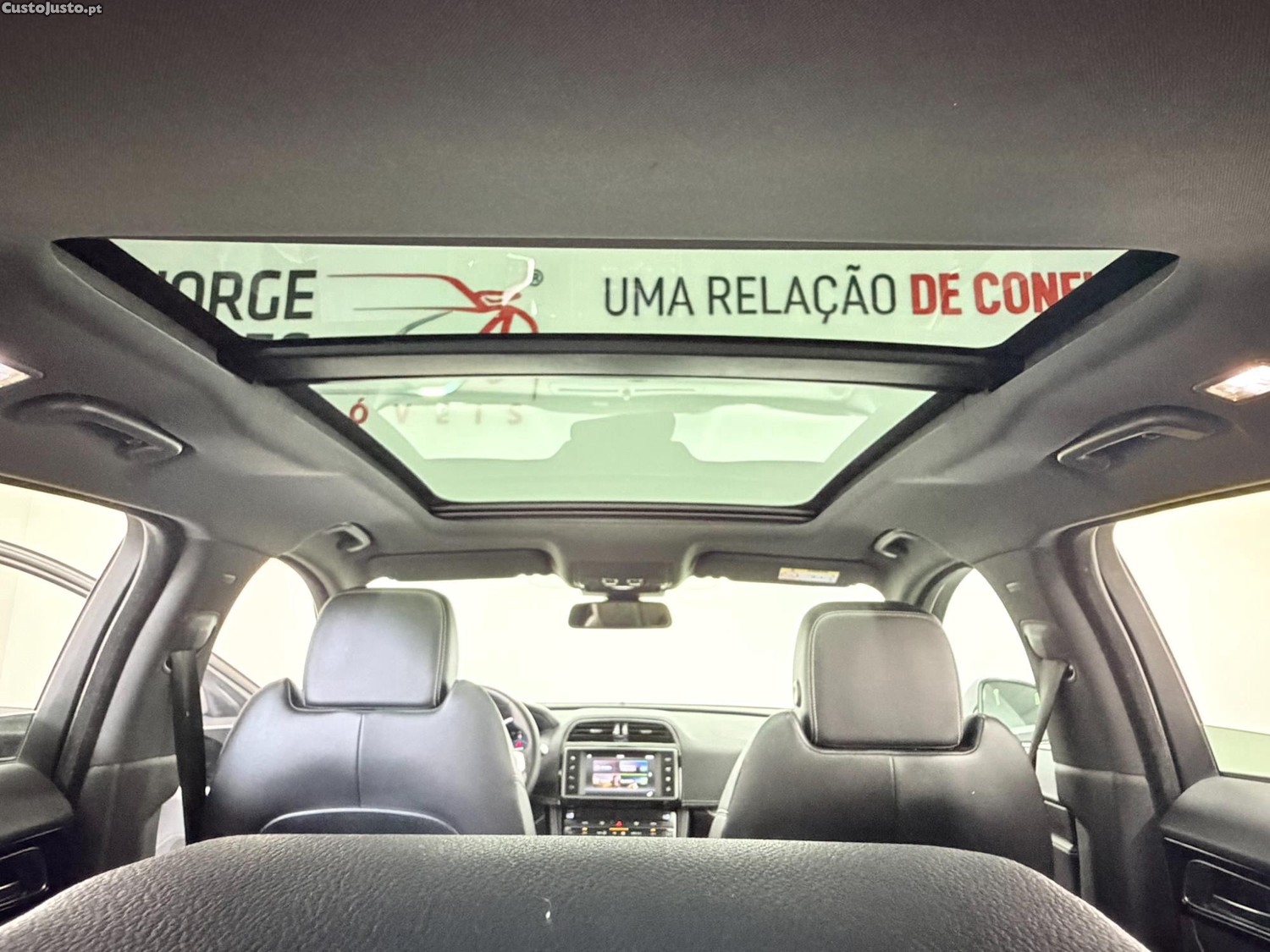 Jaguar F-Pace 2.0 I4-D R-SPORT AUTO 180 CV - NACIONAL - 87786 KM — fotografia 5