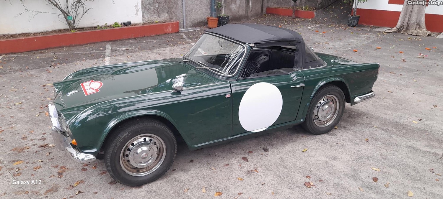 Triumph TR4 Roadster — photo 4