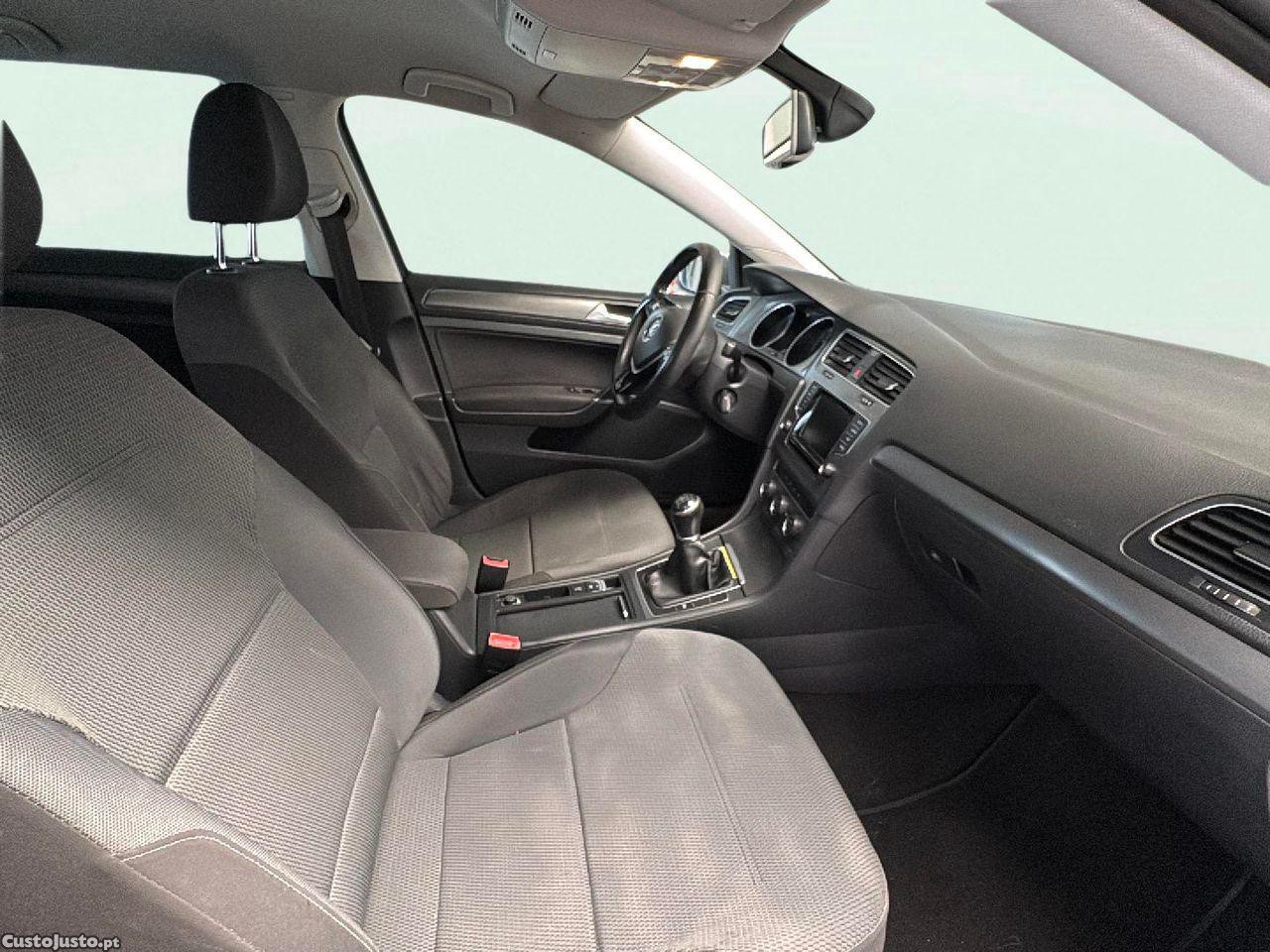 Volkswagen Golf 1.6 TDi BlueMotion Trendline — fotografia 3