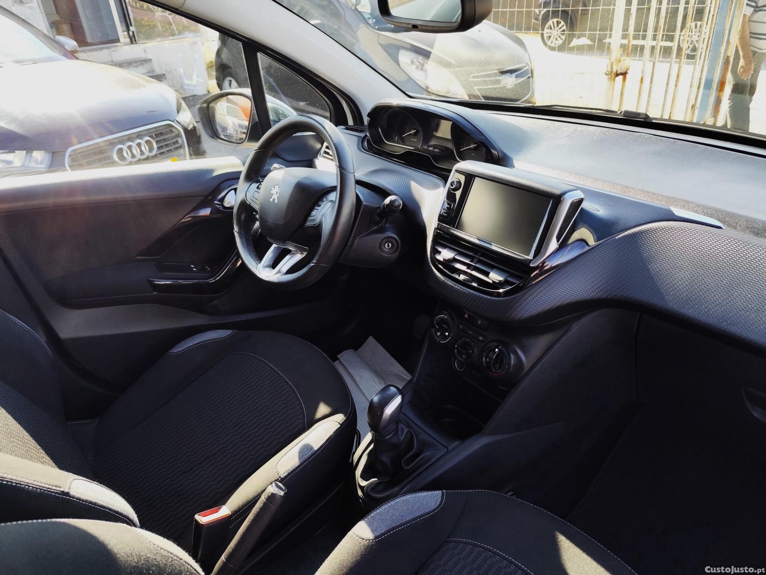 Peugeot 208 1.2PURETECH STYLE — fotografia 7