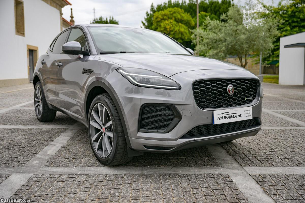 Jaguar E-Pace 1.5 P300e R-Dynamic SE AWD Aut. — fotografia 24