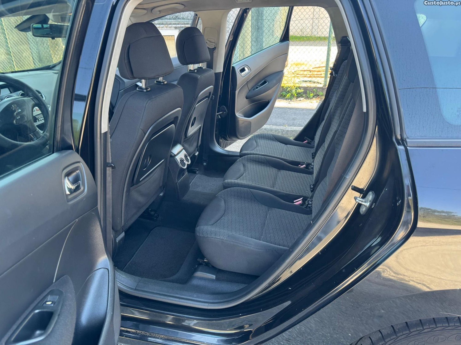 Peugeot 308 1.6 Hdi Estimada — fotografia 4