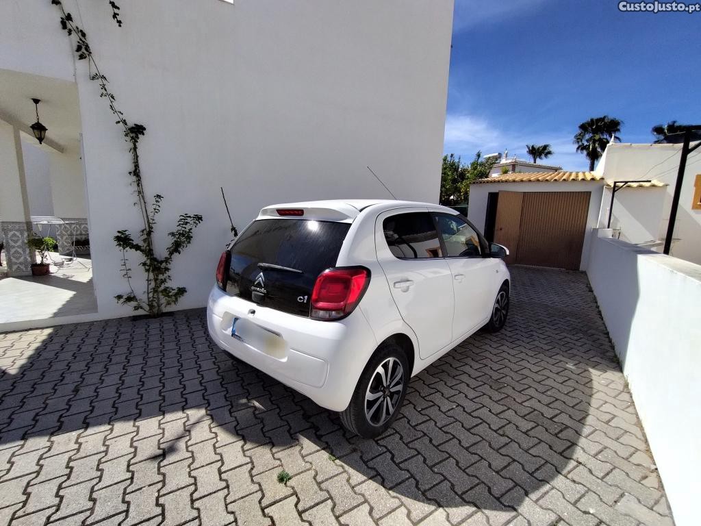 Citroën C1 1.0 VTI Shine — photo 2