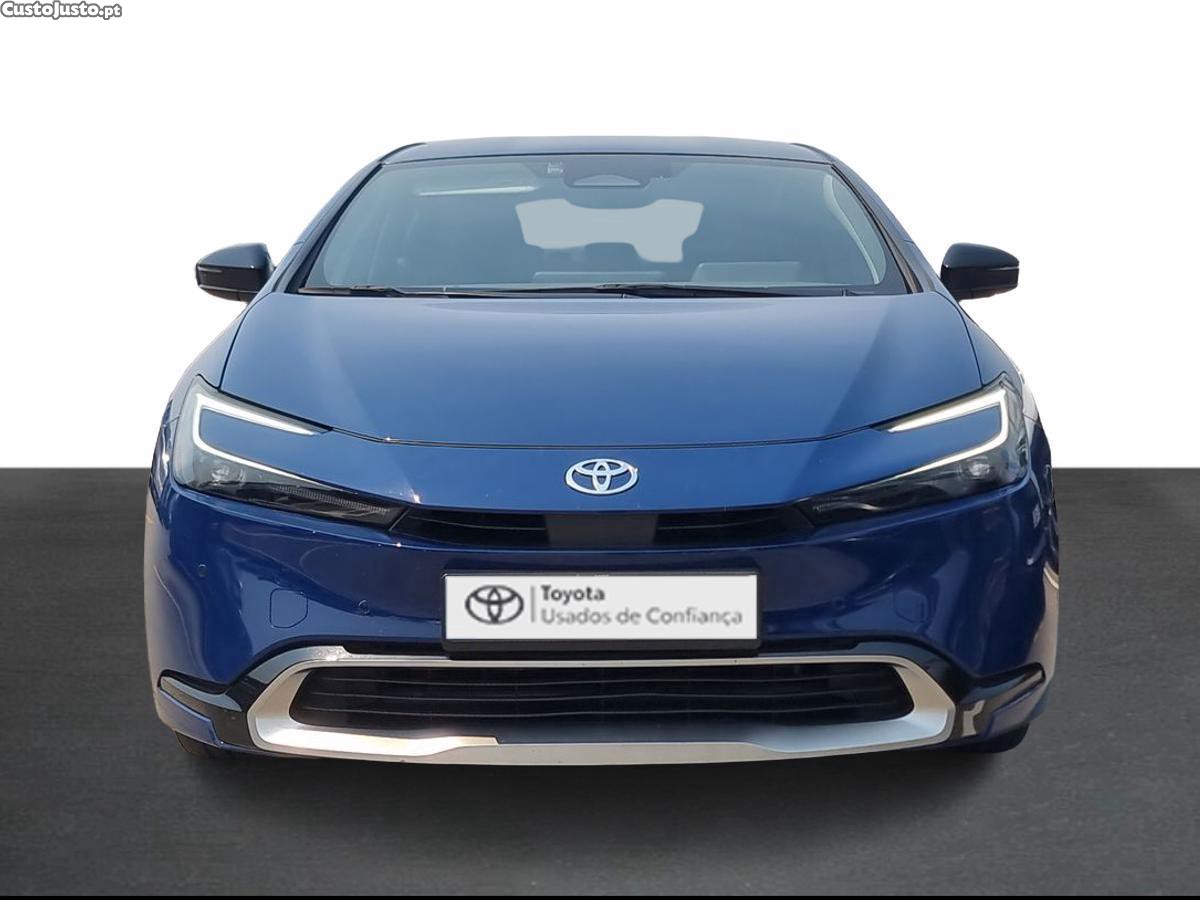 Toyota Prius 2.0 Plug-in Luxury — fotografia 11