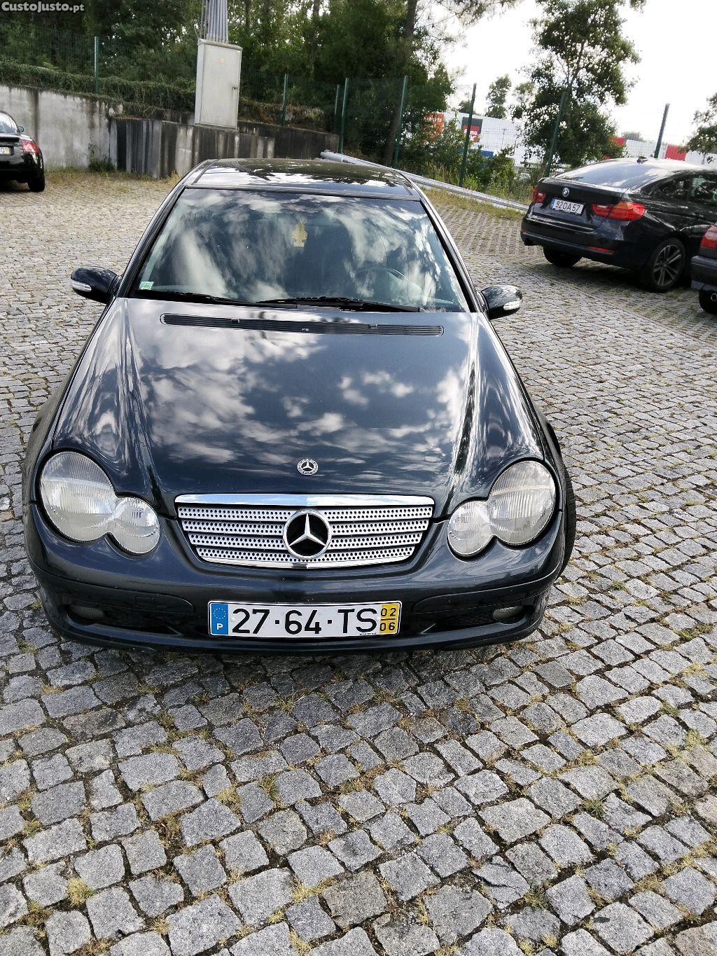 Mercedes-Benz C 220 sport coupé — fotografia 10