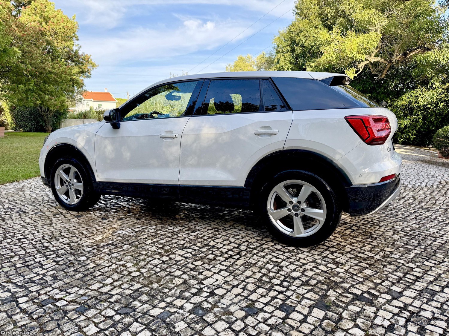 Audi Q2 3.0 TSI — fotografia 2