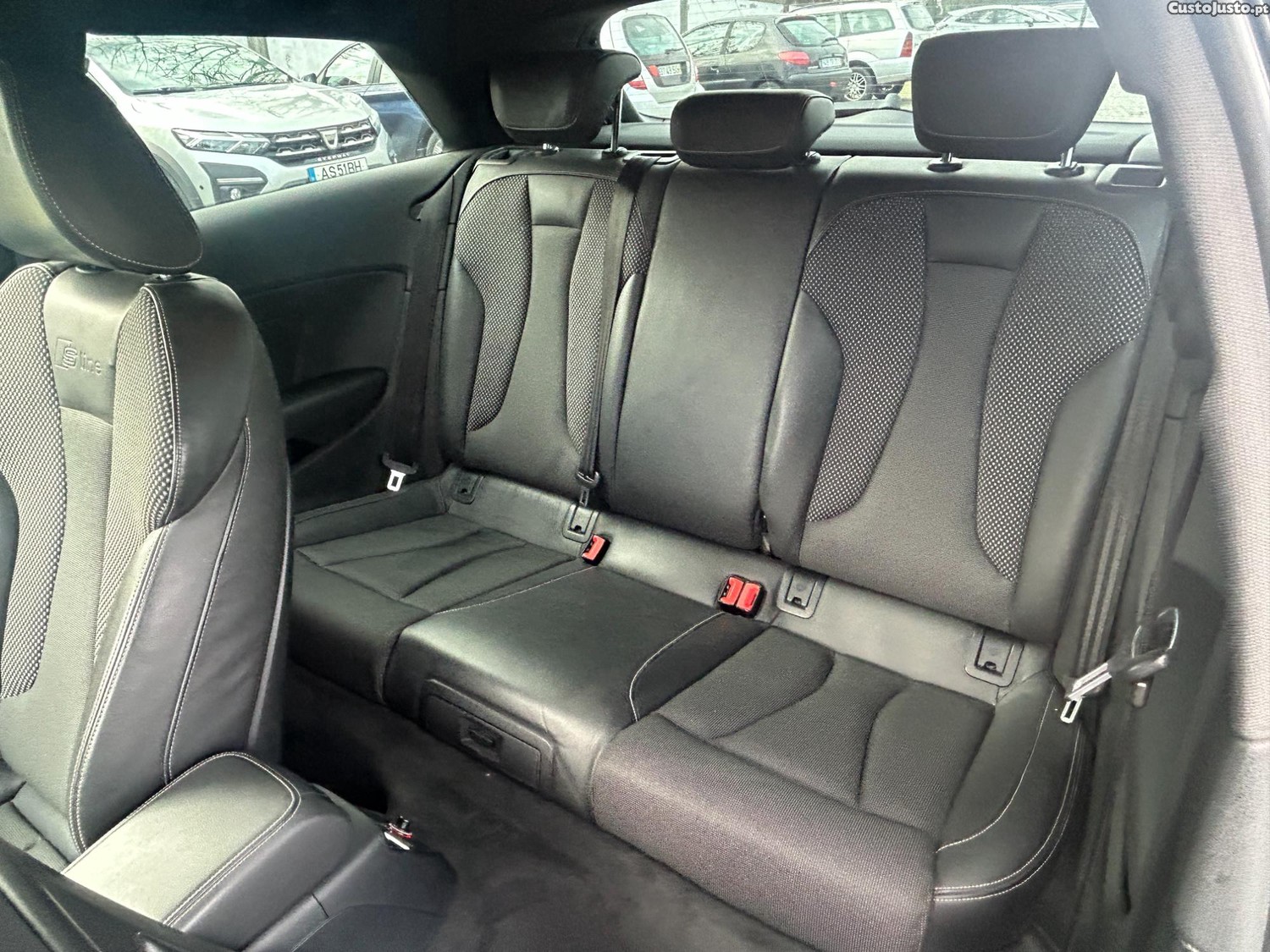 Audi A3 1.6 tdi sline — fotografia 5