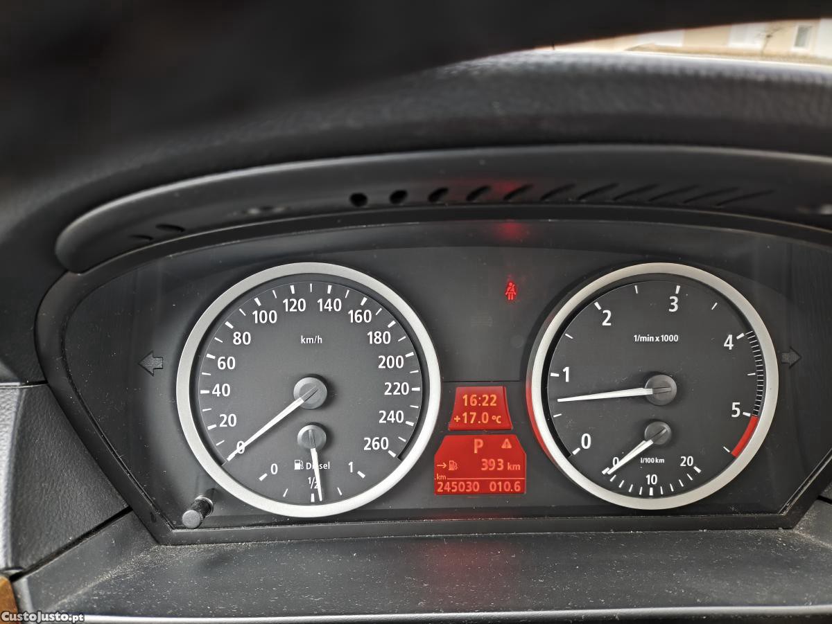 BMW 535 Sedan — photo 5