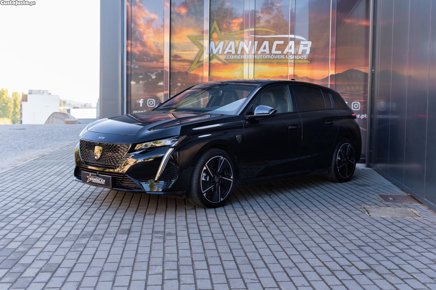 Peugeot e-308 54 kWh GT — photo 2