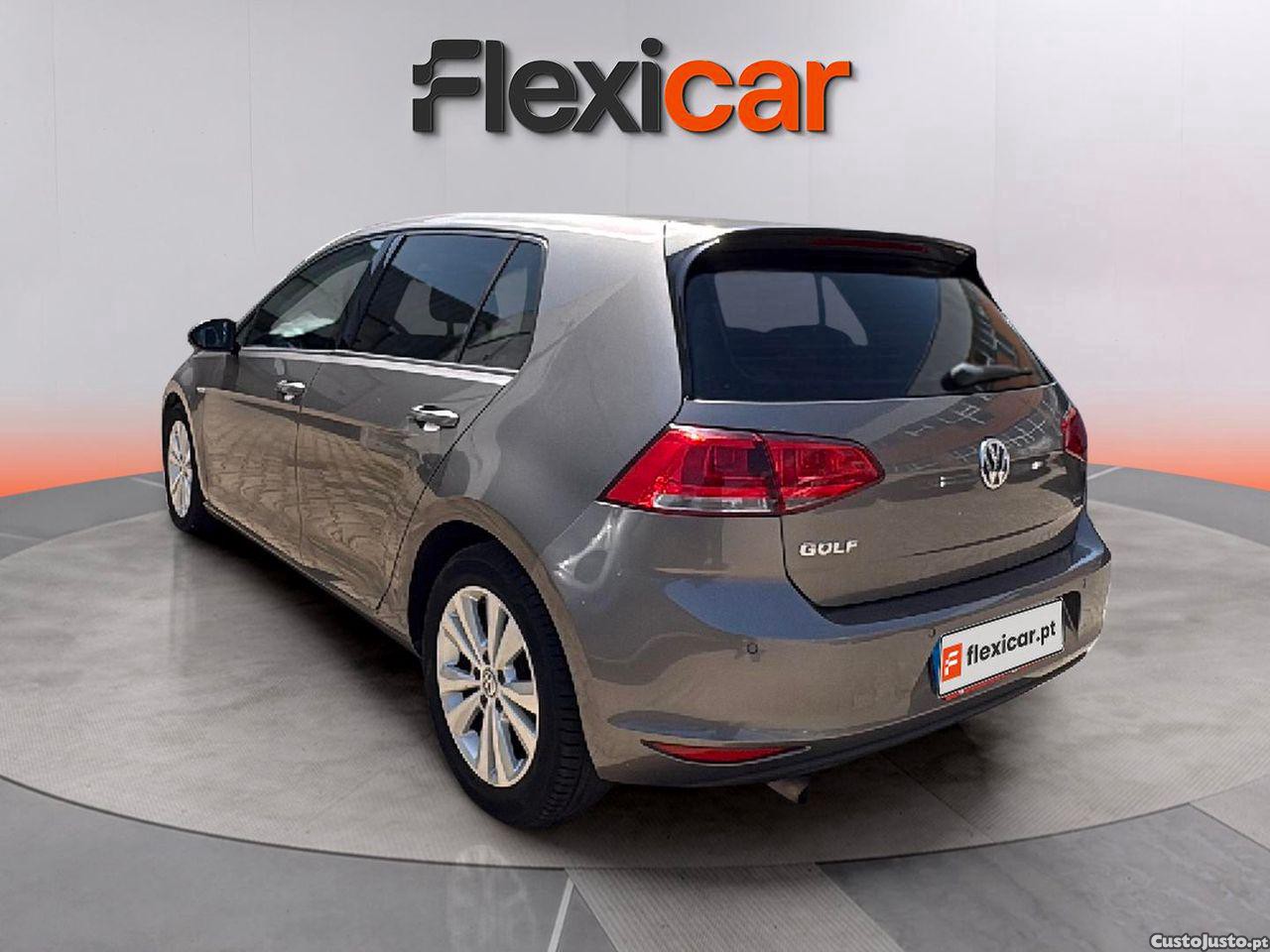 Volkswagen Golf 1.6 TDi BlueMotion Trendline — fotografia 13