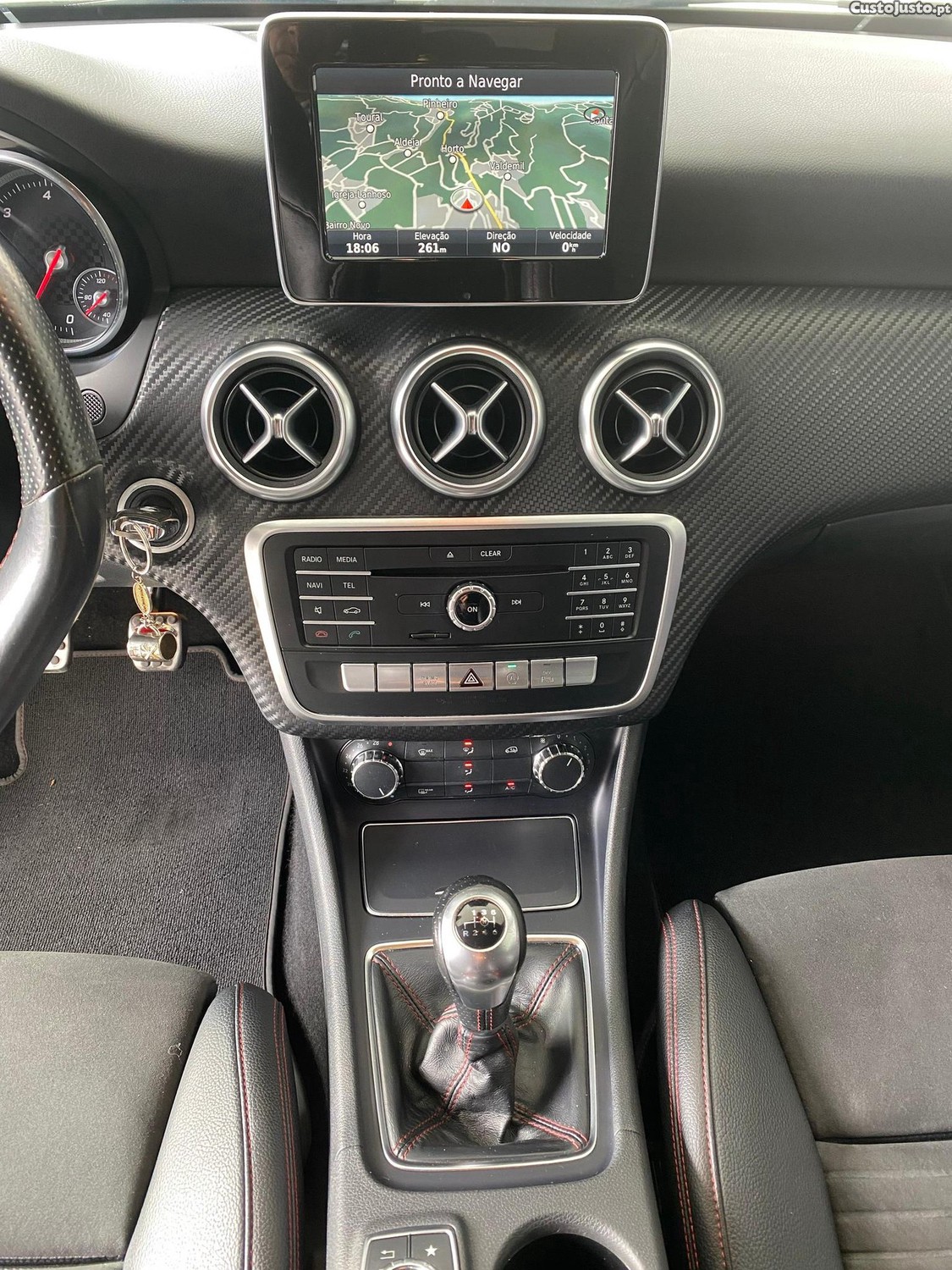 Mercedes-Benz A 200 d AMG Line — fotografia 3