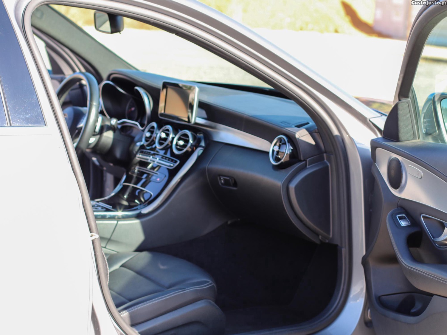 Mercedes-Benz C 200 200 D — photo 4