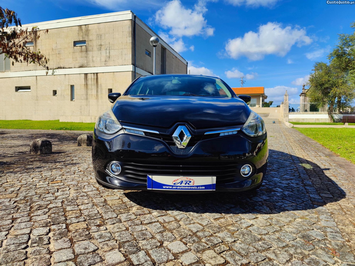 Renault Clio 0.9 TCe — photo 2
