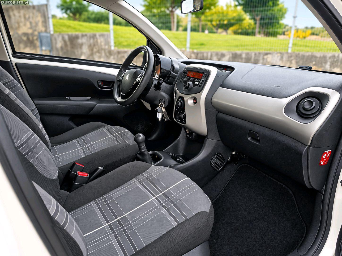 Peugeot 108 Active — photo 5