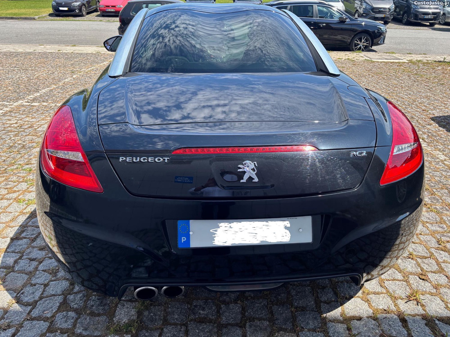 Peugeot RCZ Premium — fotografia 4