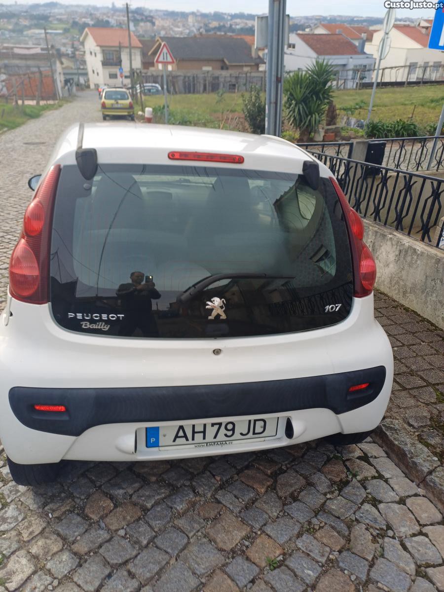 Peugeot 107 Bailly 2013 — photo 3