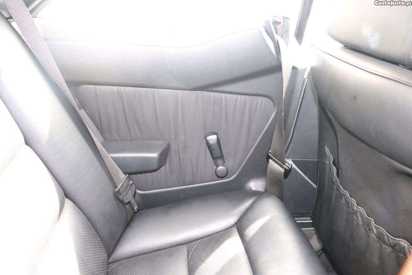 Mercedes-Benz 200 ce Sportline — fotografia 3