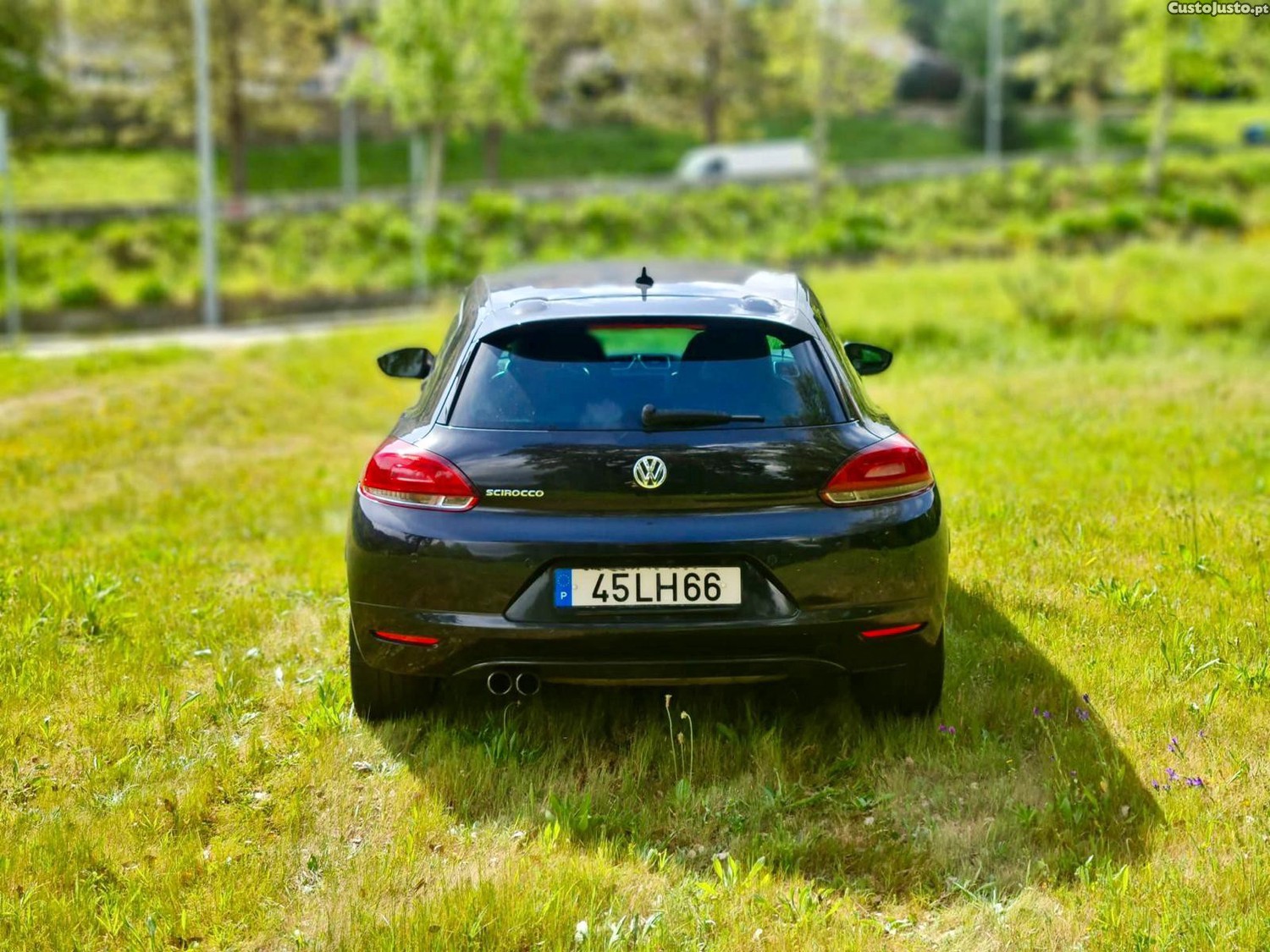 Volkswagen Scirocco 2.0 TDi NACIONAL — fotografia 13