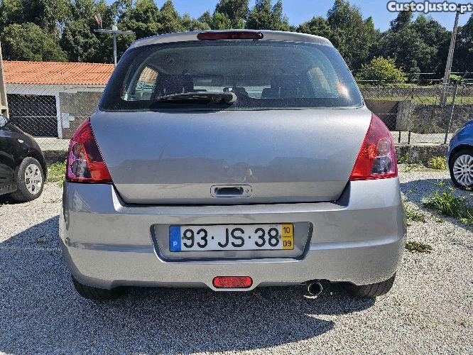 Suzuki Swift 1.3DDIS — photo 5