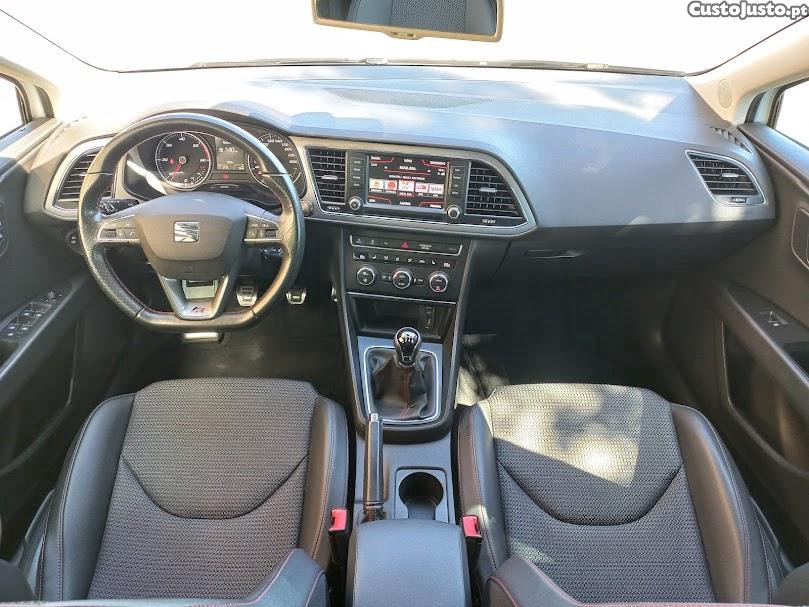 SEAT Leon 2.0tdi FR — fotografia 6