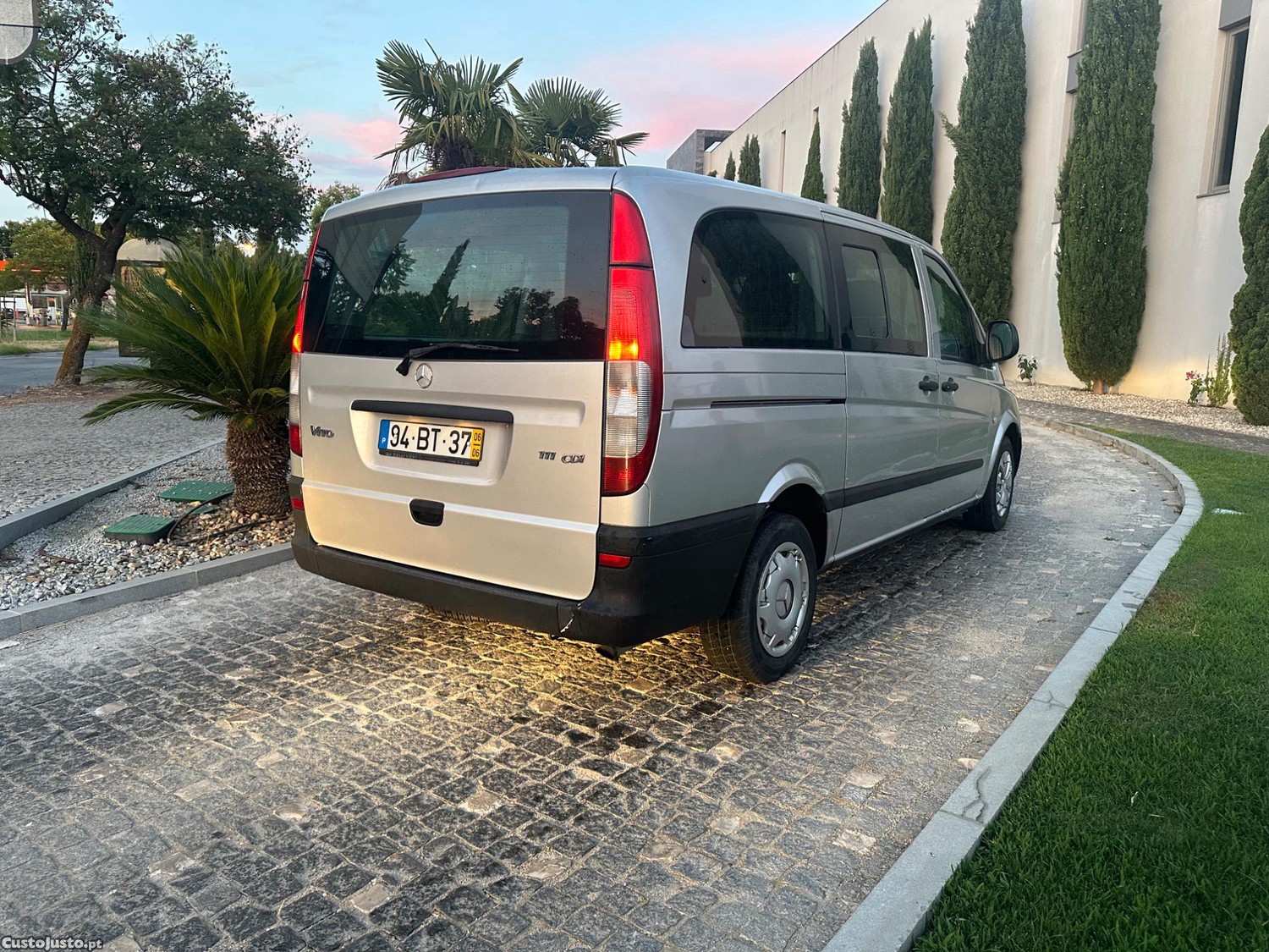 Mercedes-Benz Vito 111 cdi — fotografia 4