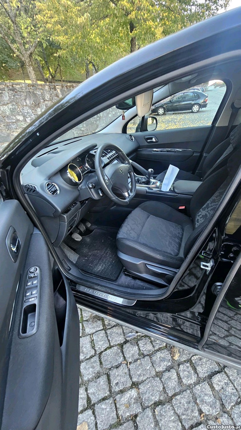 Peugeot 3008 1.6 hdi — photo 4