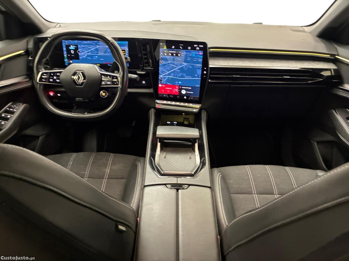 Renault  E-Tech Hybrid Techno - 23 — photo 4