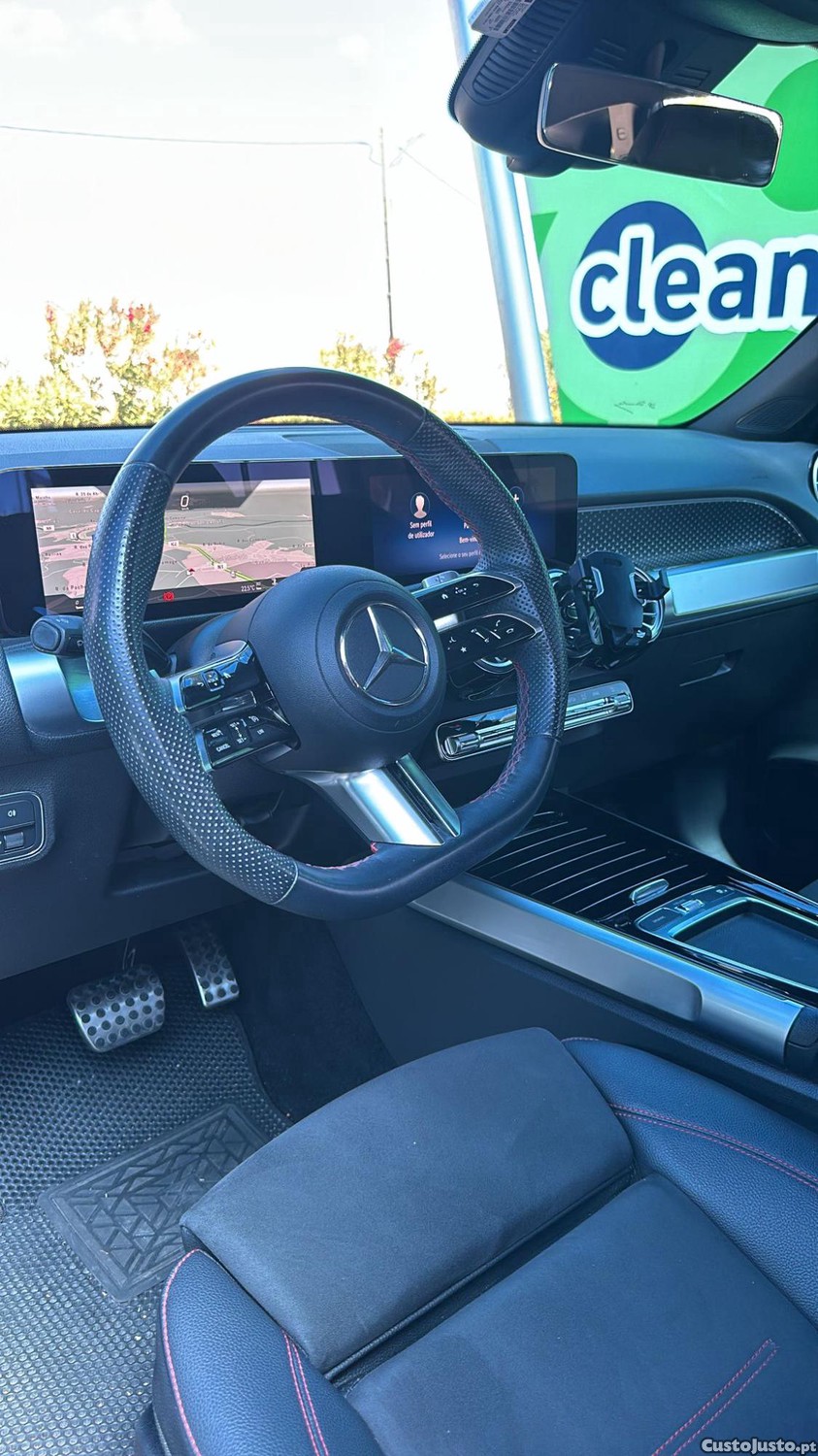 Mercedes-Benz GLB 200 AMG Advanced Plus — photo 4