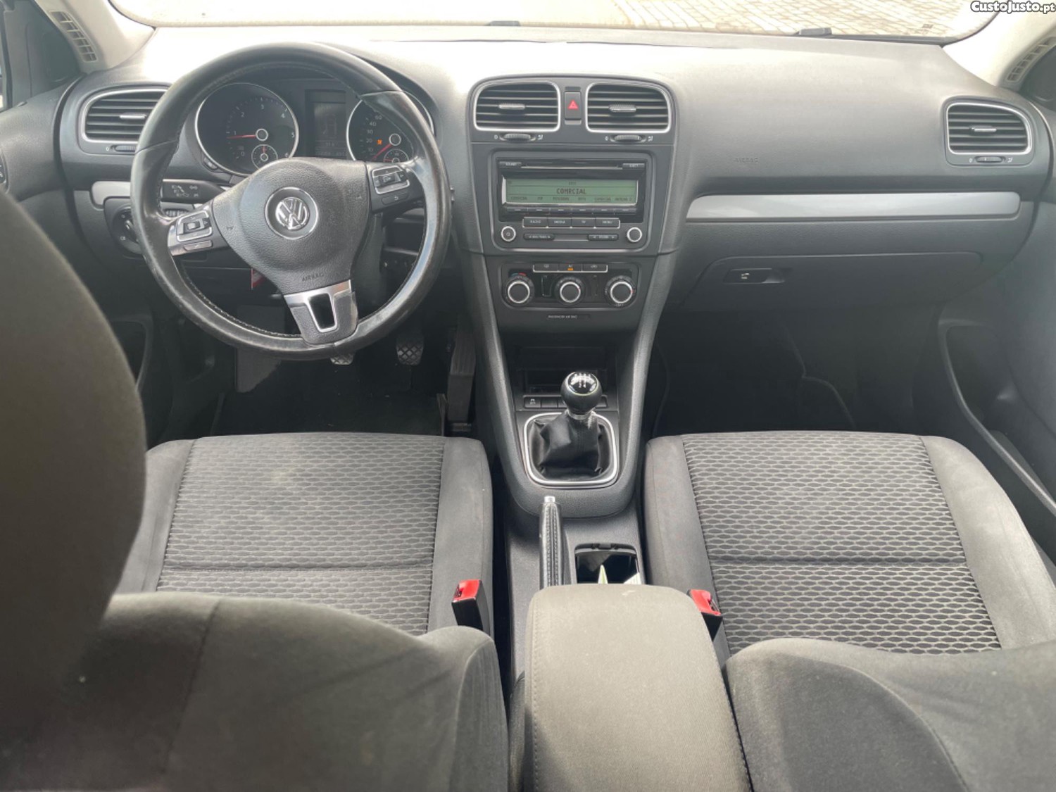 Volkswagen Golf 1.6 — fotografia 4
