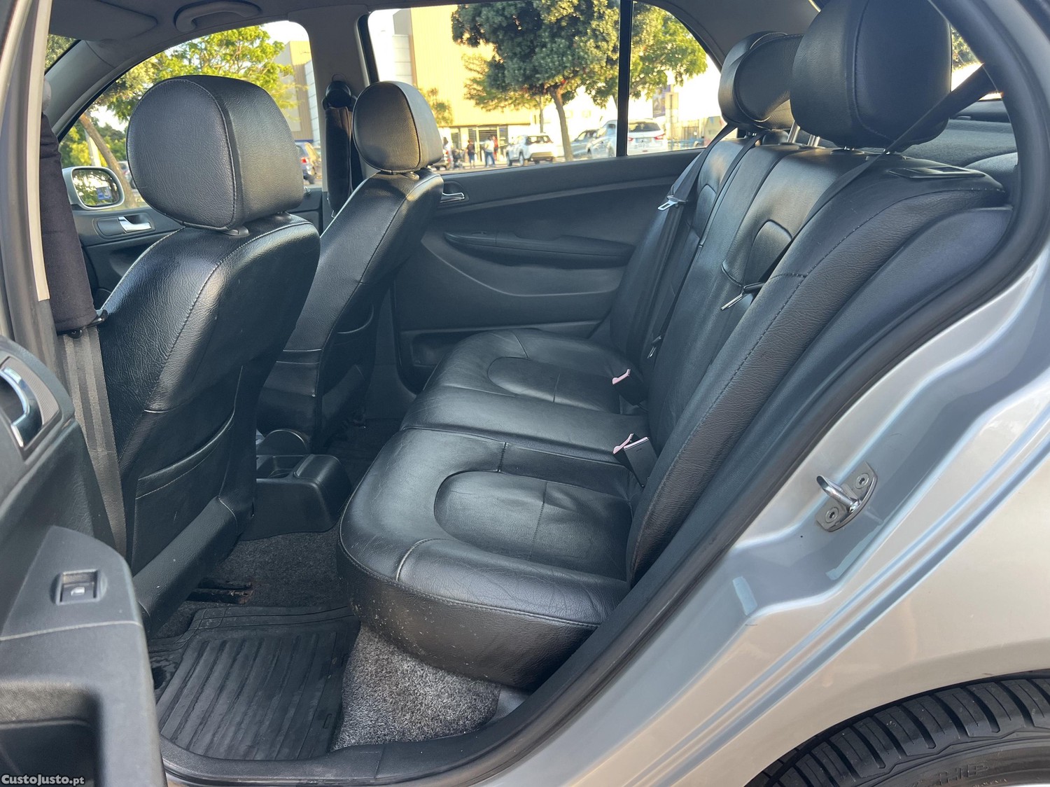 Skoda Fabia 1.4 TDI com AC210.000 km — fotografia 3