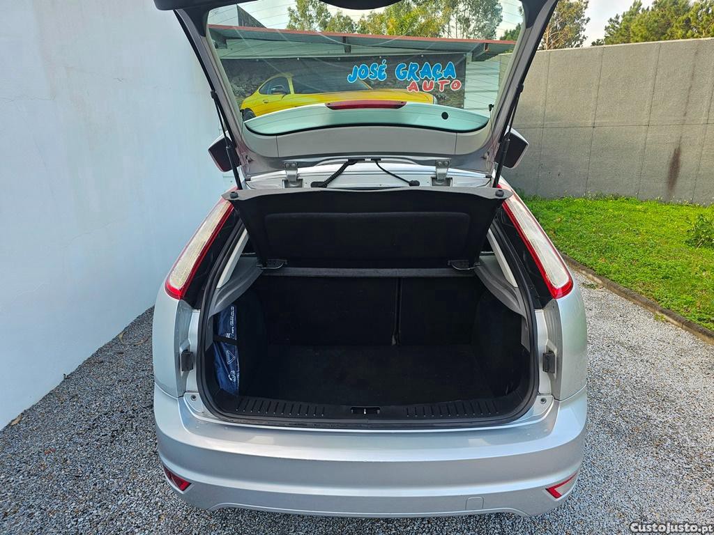Ford Focus 1.6Tdci 90cv 10/2010 — photo 5