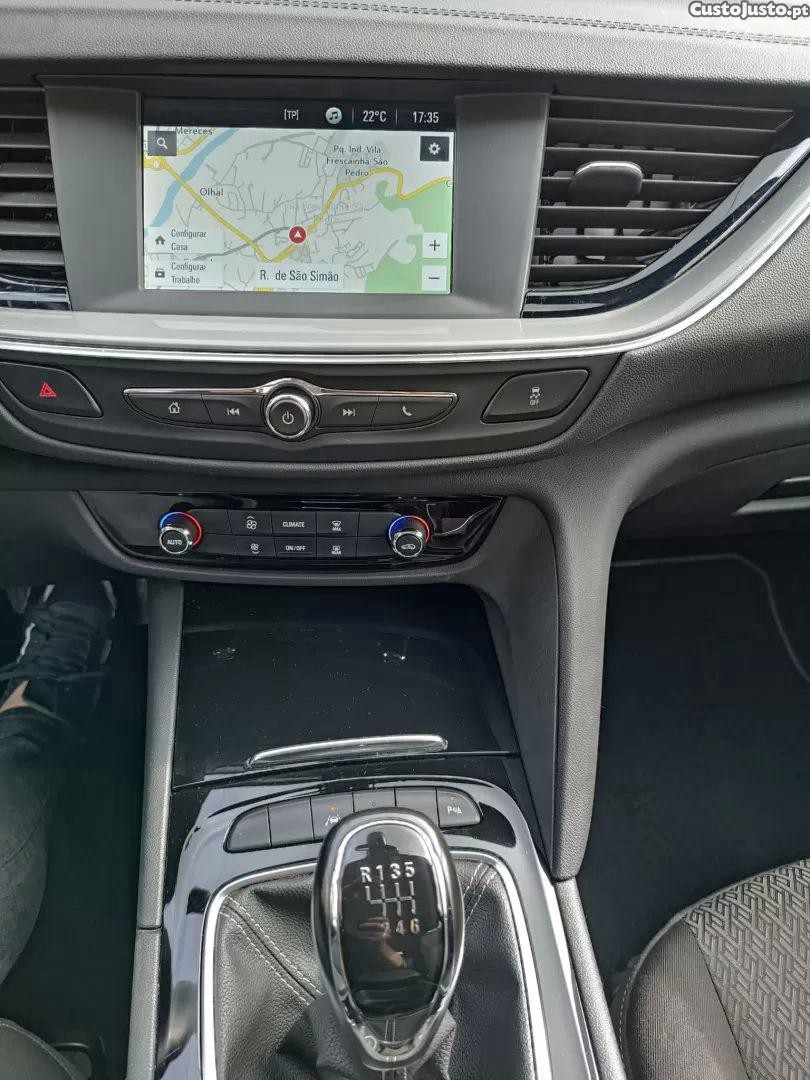 Opel Insignia 1.6 cdti dynamic — fotografia 5